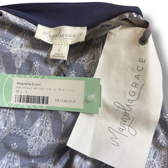 NWT Magnolia Grace Blue White Alhambra Embroidered Trim Knit Dress - Size Large - Picture 8 of 10